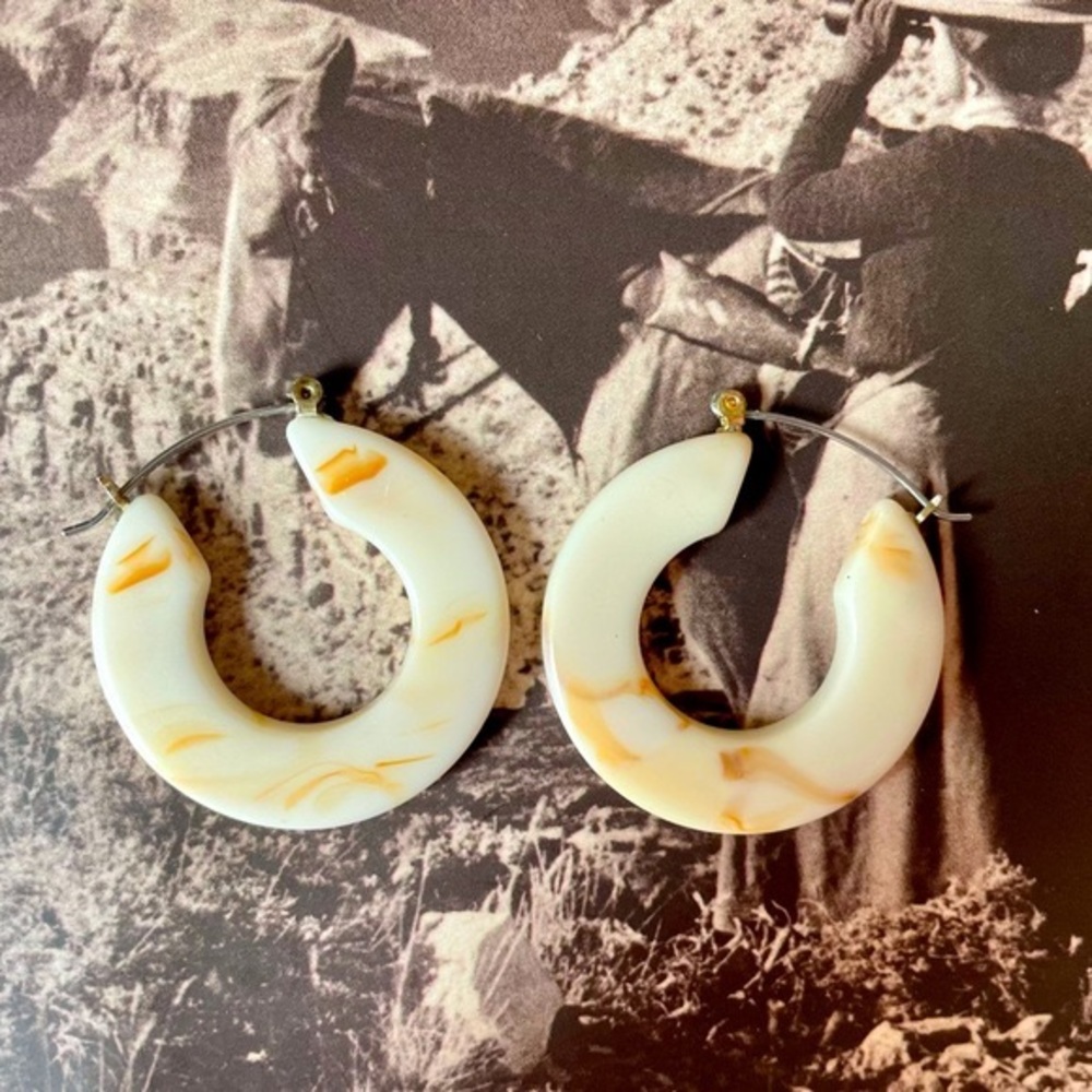 Tortoiseshell Hoops